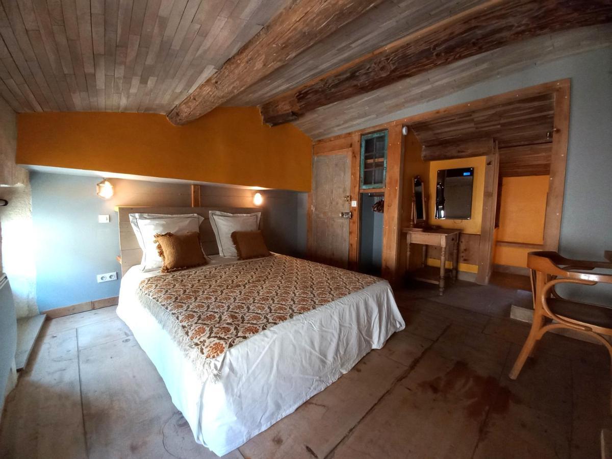 La Casa De Boulbon Hotel ภายนอก รูปภาพ