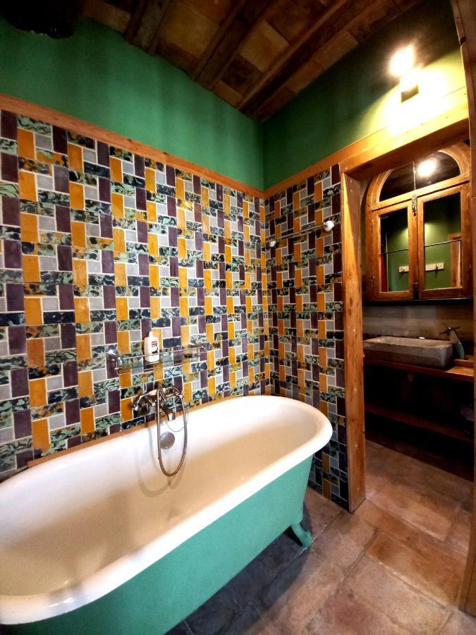 La Casa De Boulbon Hotel ภายนอก รูปภาพ